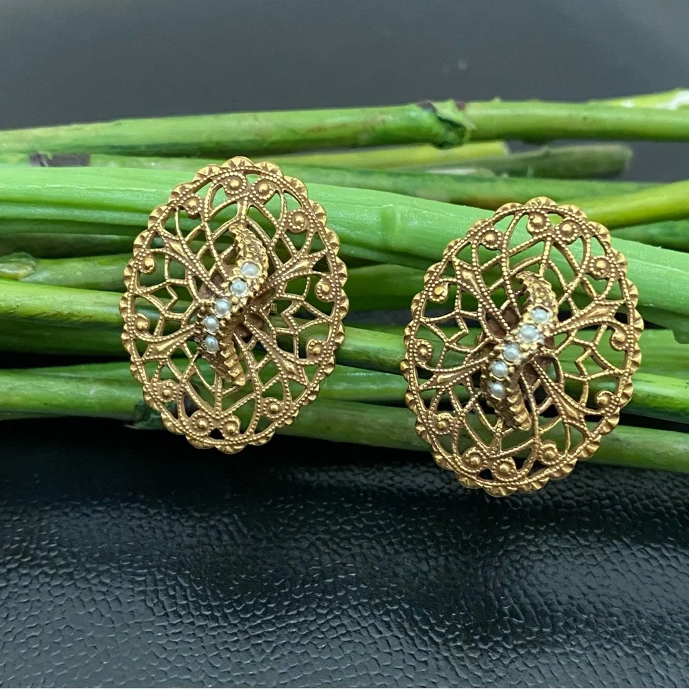 Vintage Unsigned Gold-tone Filigree Micro Pearl Beads Oval Cufflinks
